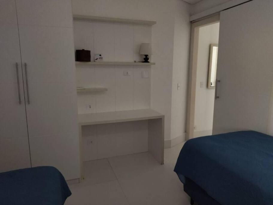 Apto De 3 Dorm De Frente Ao Mar *