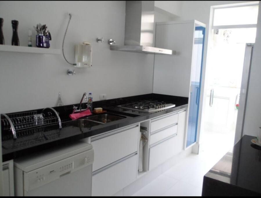 Apto De 3 Dorm De Frente Ao Mar